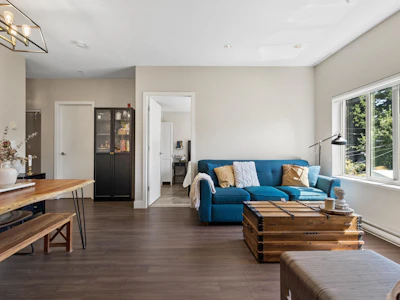 206-1273 Marine Drive - 3