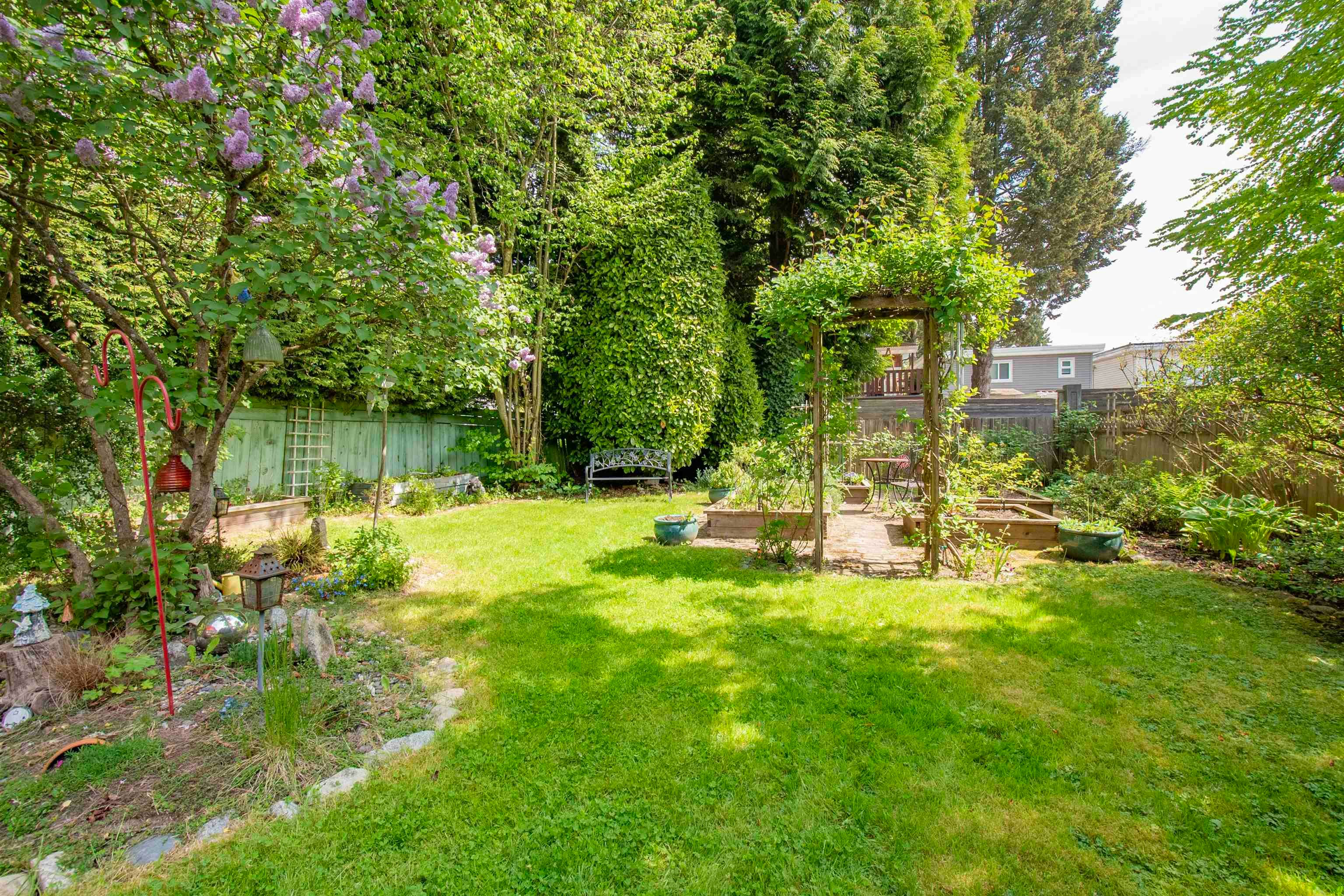 1560 Macgowan Avenue, North Vancouver, BC, V7P 2X2 - 38
