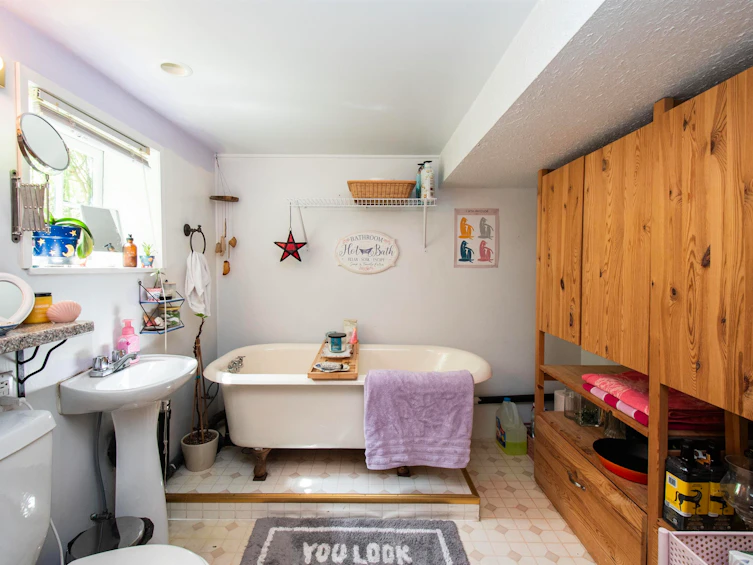 1560 Macgowan Avenue, North Vancouver, BC, V7P 2X2 - 30