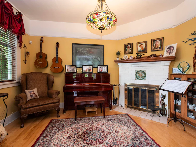 1560 Macgowan Avenue, North Vancouver, BC, V7P 2X2 - 10