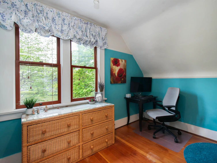 1560 Macgowan Avenue, North Vancouver, BC, V7P 2X2 - 18