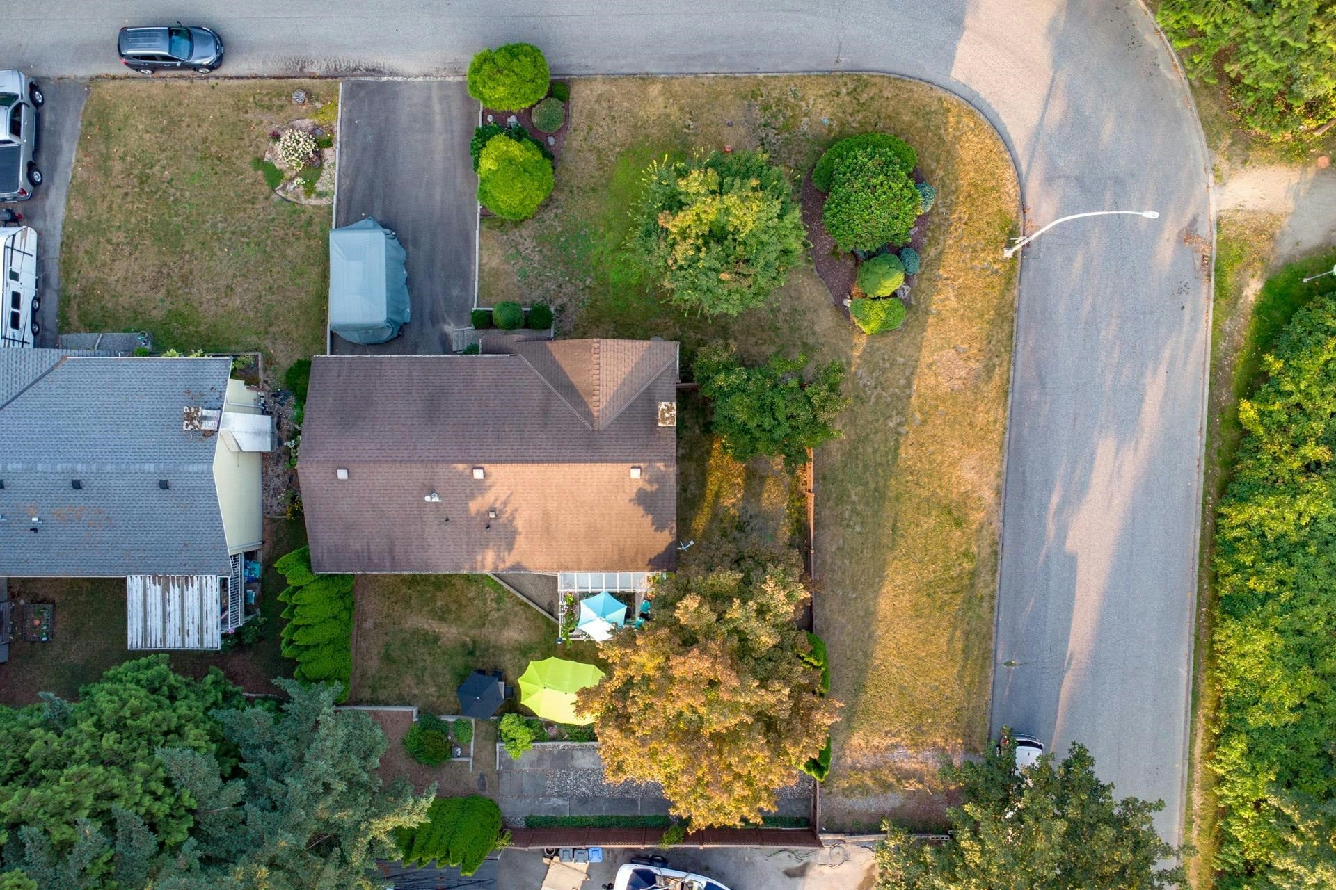 1614 Connaught Drive - 3