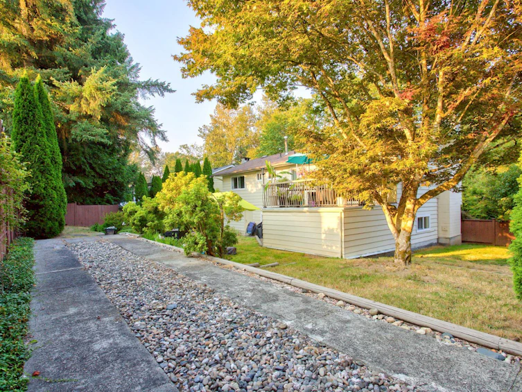 1614 Connaught Drive, Port Coquitlam, BC, V3C 4G8 - 33