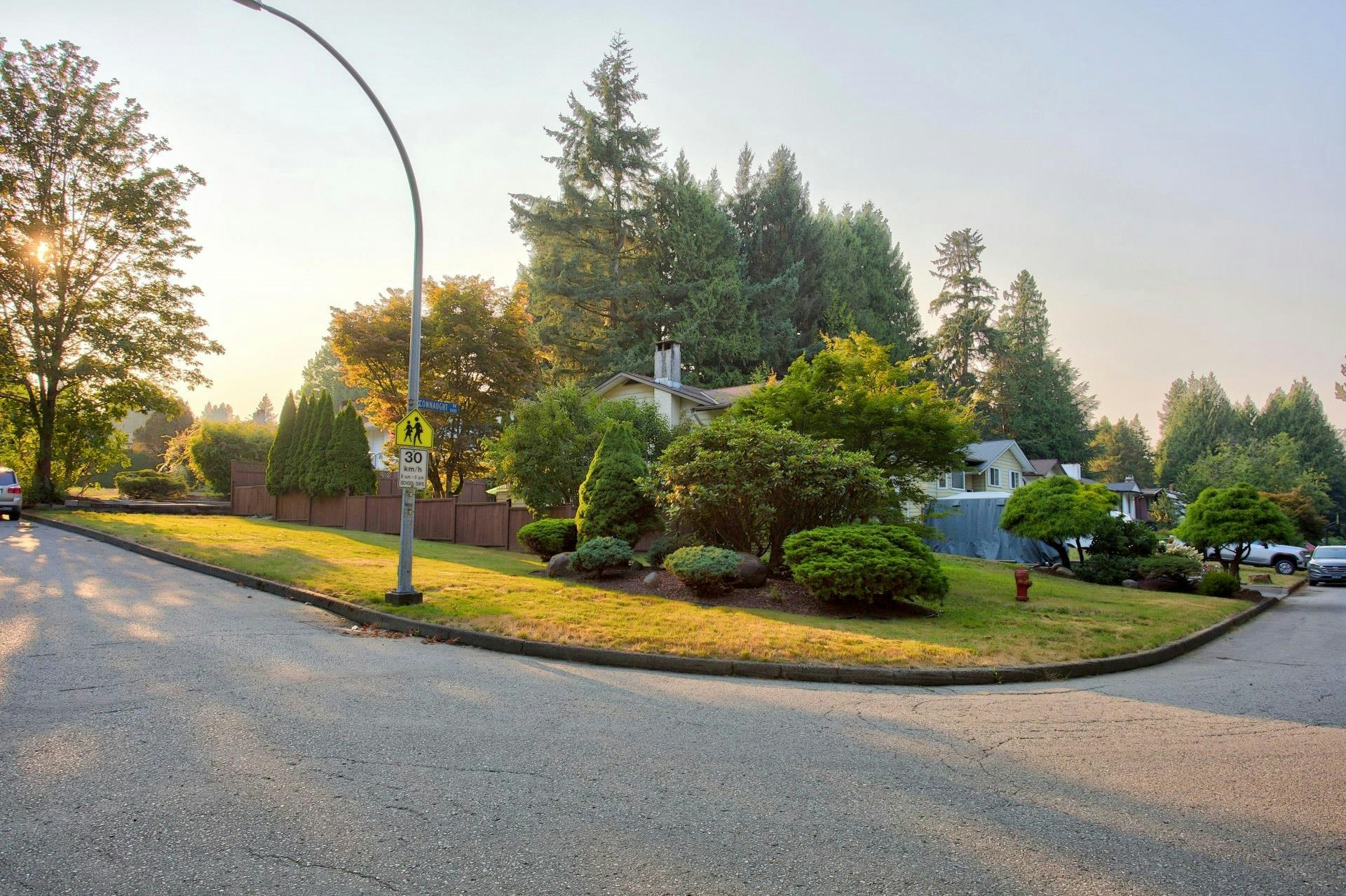 1614 Connaught Drive, Port Coquitlam, BC, V3C 4G8 - 32