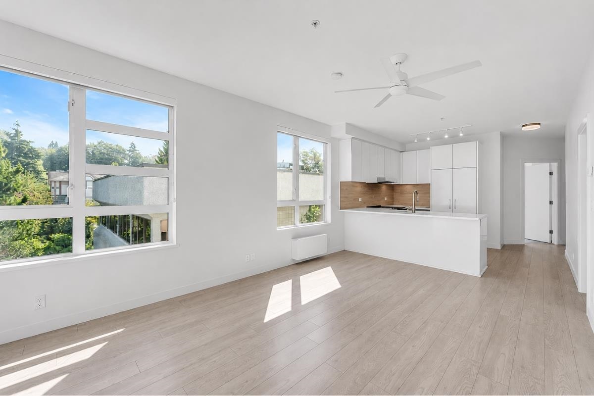 315-711 W 14th Street, North Vancouver, BC, V7M 3E8 - 3