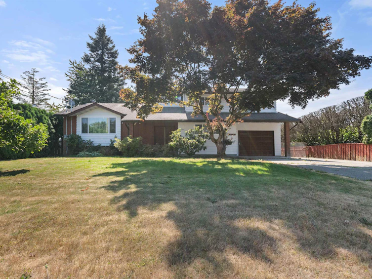 46194 Greenwood Drive, Chilliwack, BC, V2R 4C8