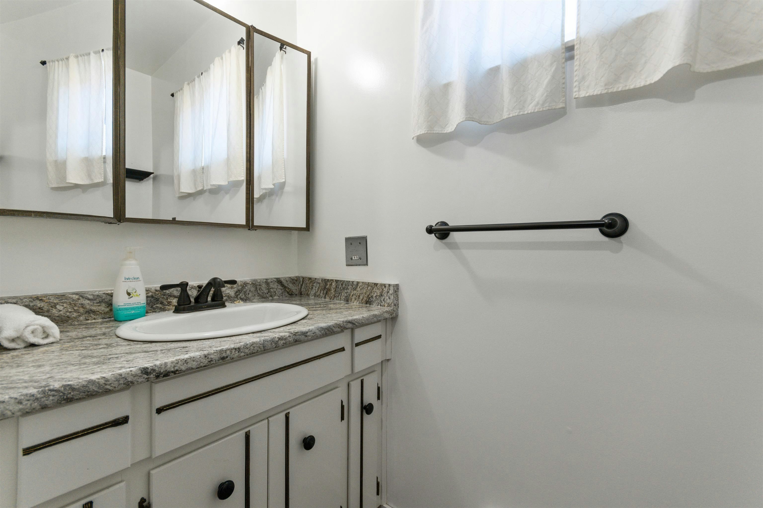 46194 Greenwood Drive, Chilliwack, BC, V2R 4C8 - 26