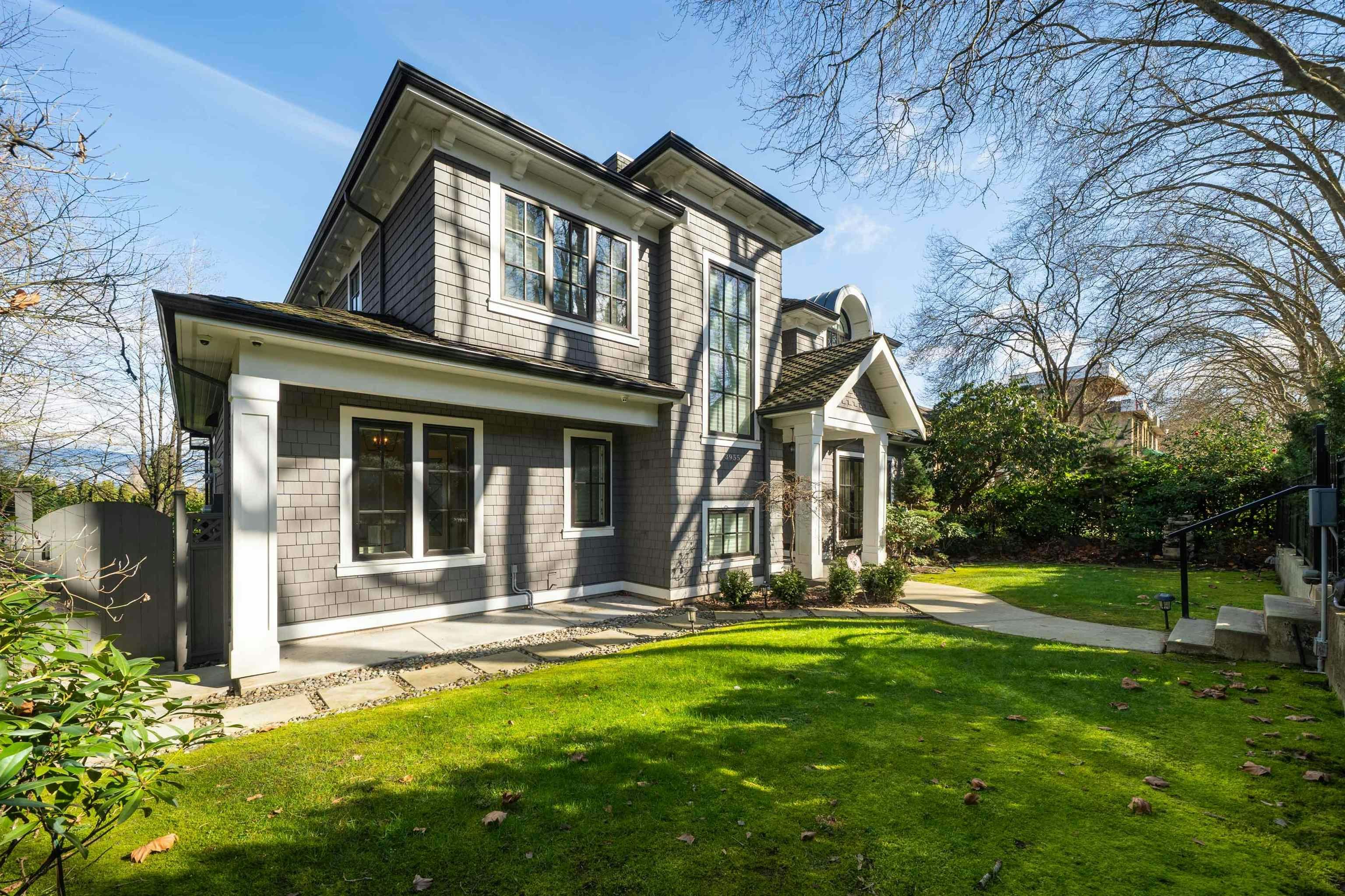 3955 W Broadway, Vancouver, BC, V6R 2C2 - 40