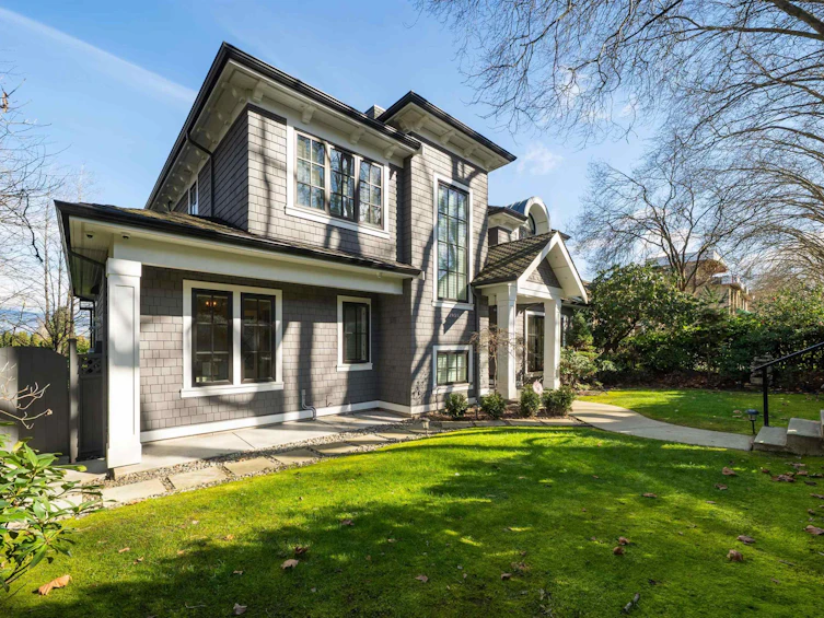 3955 W Broadway, Vancouver, BC, V6R 2C2 - 40