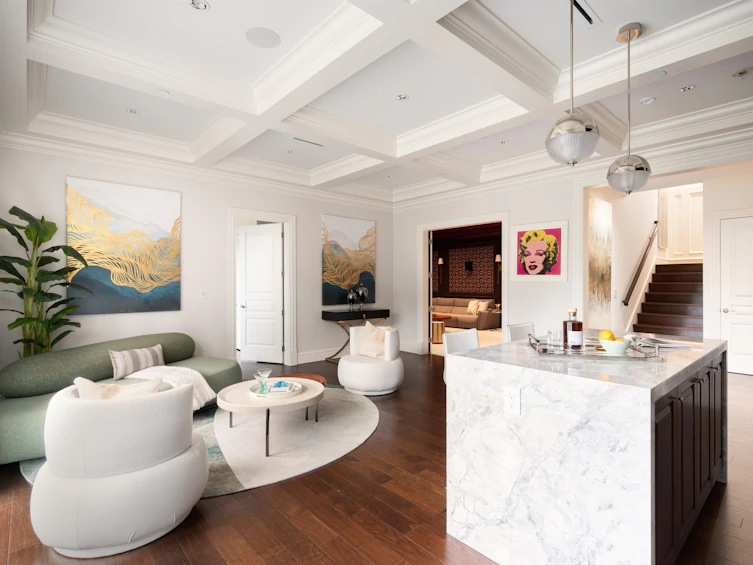 3955 W Broadway, Vancouver, BC, V6R 2C2 - 34