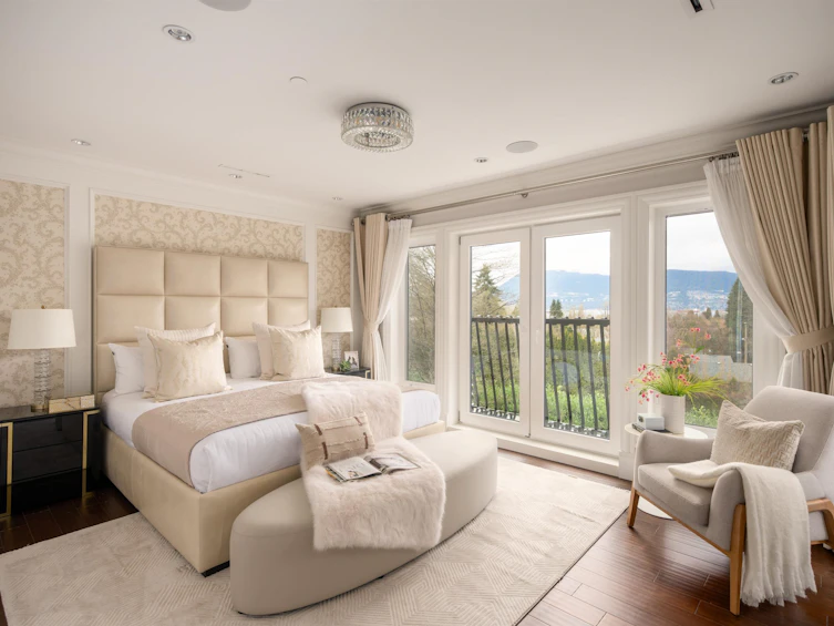 3955 W Broadway, Vancouver, BC, V6R 2C2 - 22