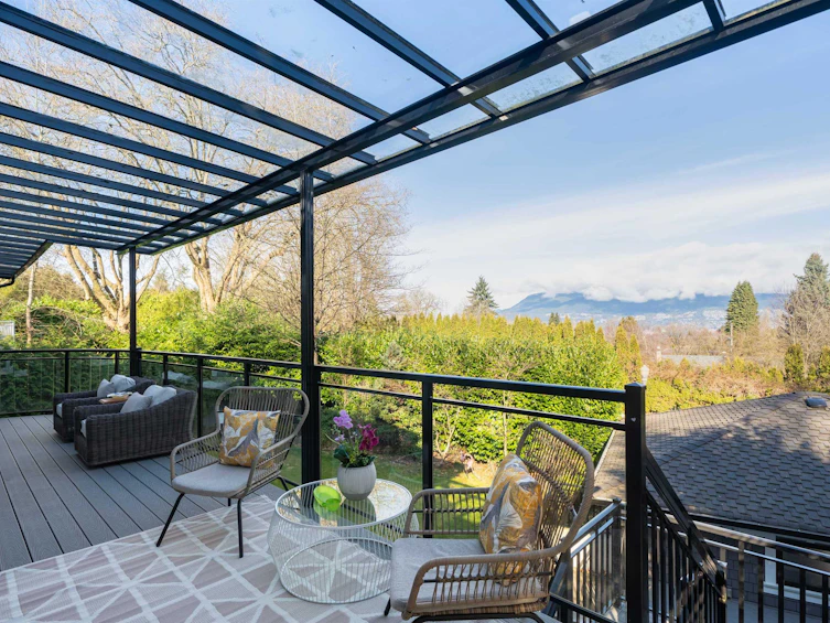 3955 W Broadway, Vancouver, BC, V6R 2C2 - 37