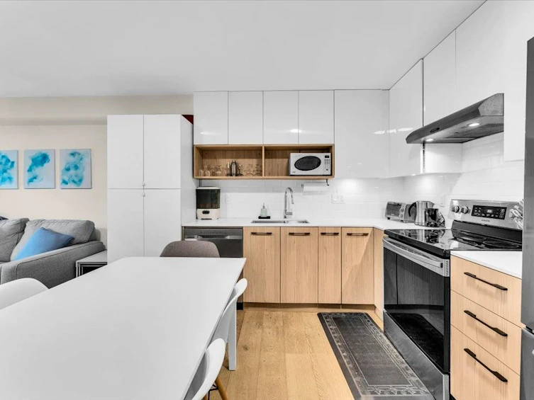 4410 Nanaimo Street, Vancouver, BC, V5N 0H7 - 9