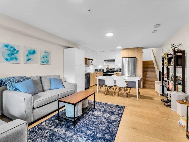 4410 Nanaimo Street, Vancouver, BC, V5N 0H7 - 3