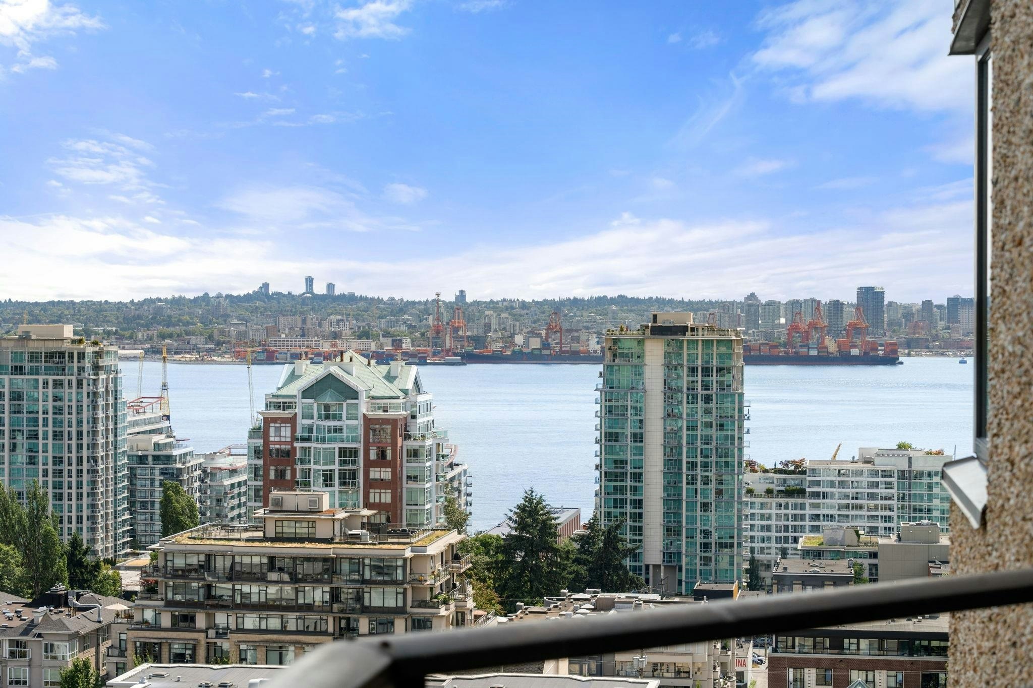 1101-444 Lonsdale Avenue, North Vancouver, BC, V7M 3H5