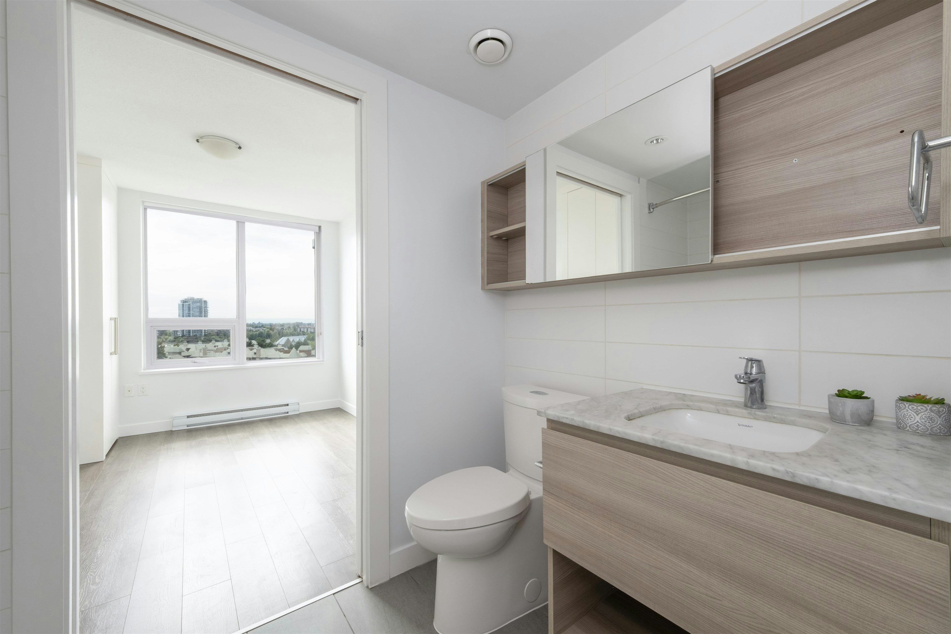 1012-988 Quayside Drive, New Westminster, BC, V3M 0L5 - 23