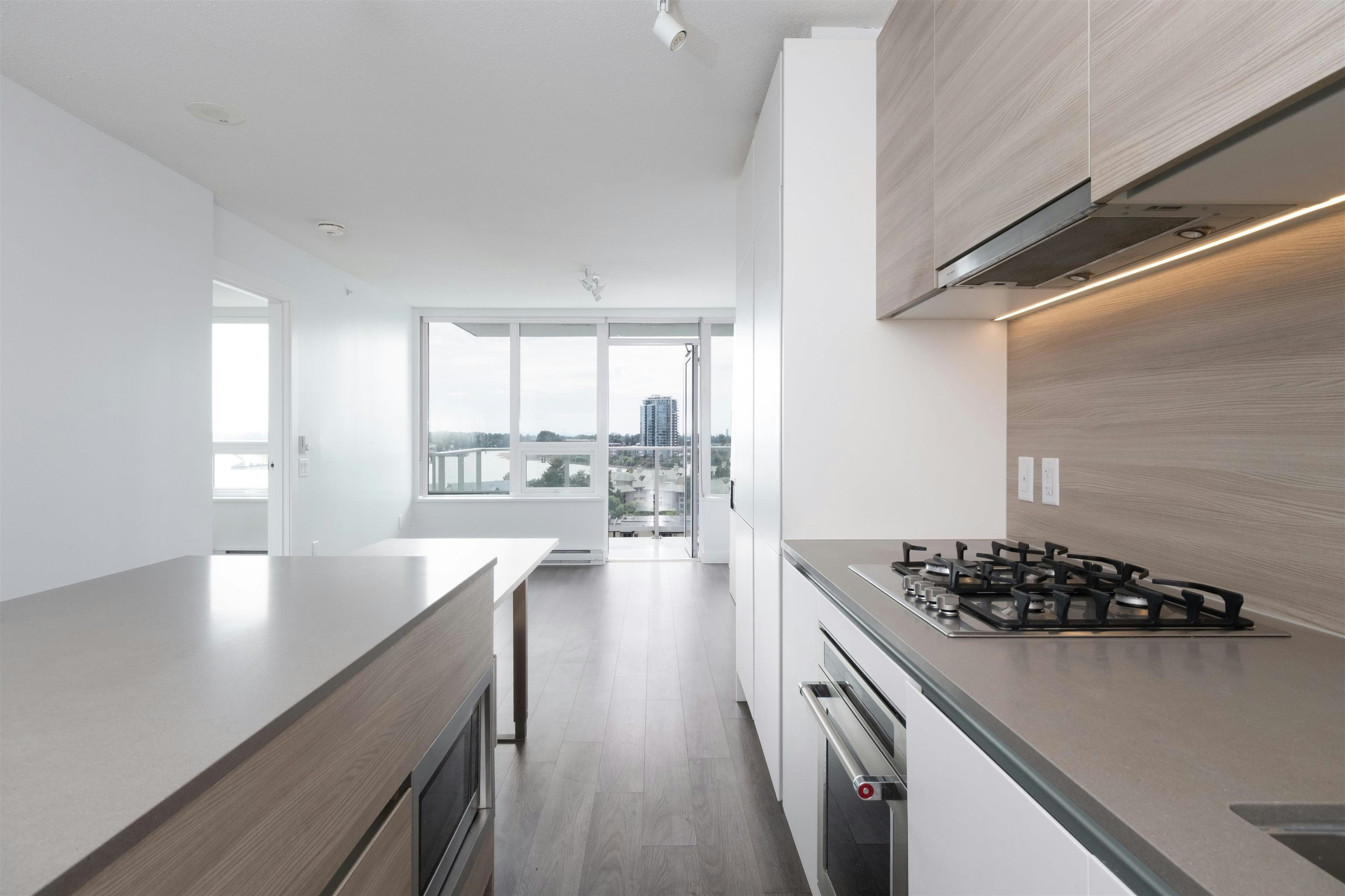 1012-988 Quayside Drive, New Westminster, BC, V3M 0L5 - 6