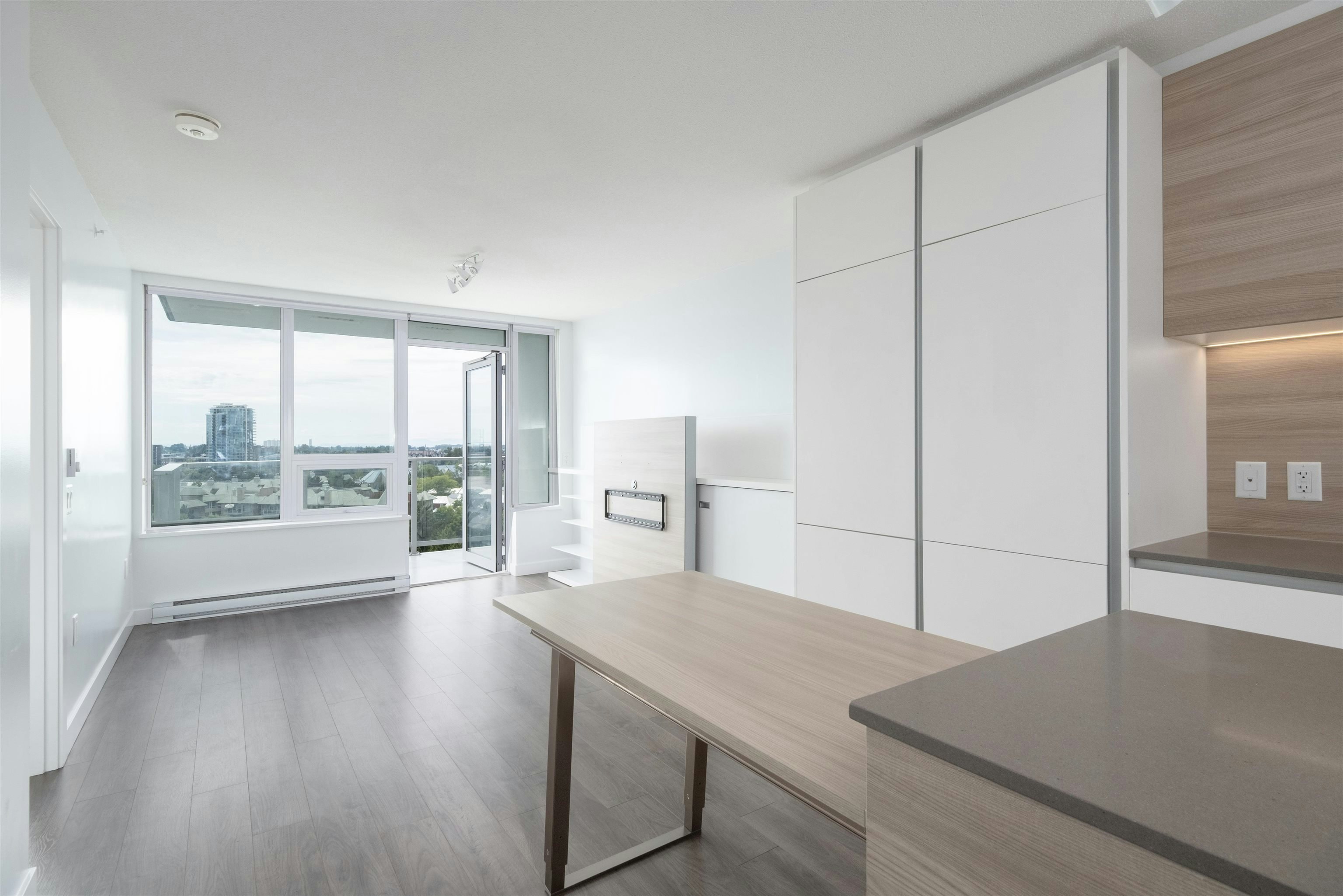 1012-988 Quayside Drive, New Westminster, BC, V3M 0L5 - 10