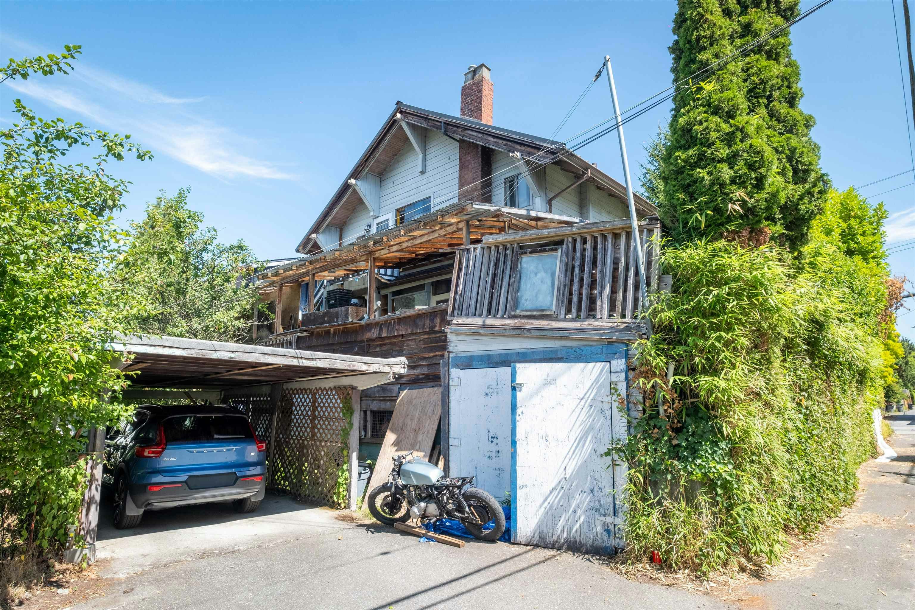 2413 Collingwood Street, Vancouver, BC, V6R 3L3 - 8