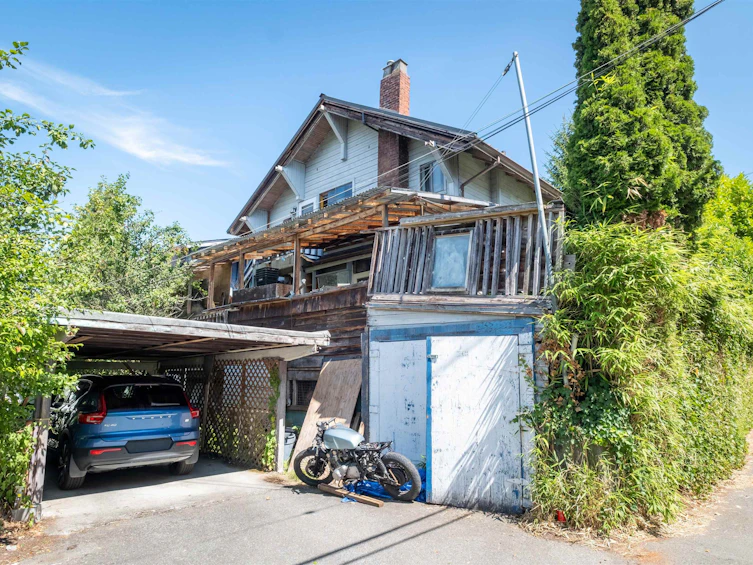 2413 Collingwood Street, Vancouver, BC, V6R 3L3 - 8