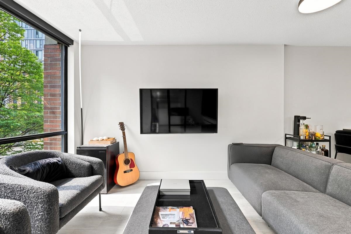 212-1082 Seymour Street, Vancouver, BC, V6B 1X9 - 7