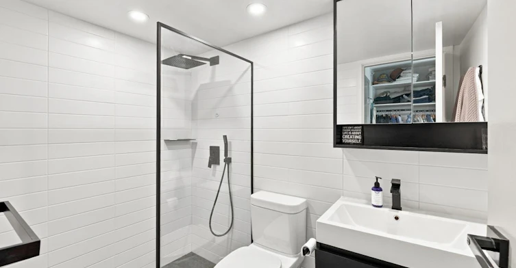 212-1082 Seymour Street, Vancouver, BC, V6B 1X9 - 16