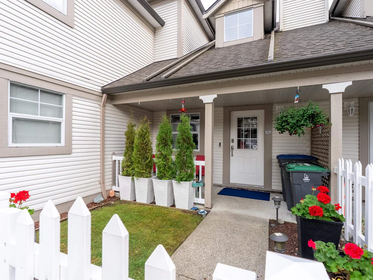 13-16318 82 Avenue, Surrey, BC, V4N 0N9