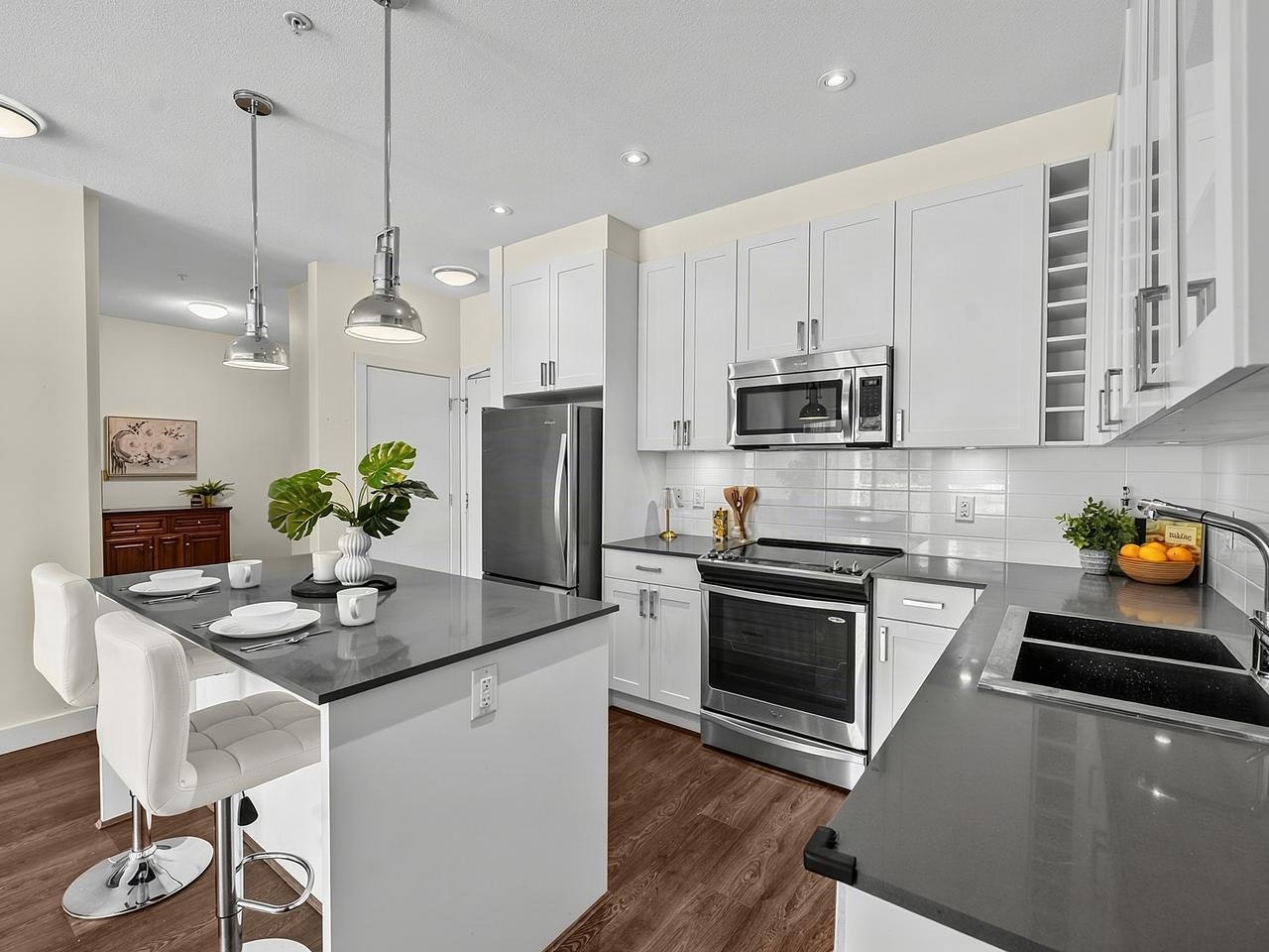 202-16398 64 Avenue, Surrey, BC, V3S 6X6
