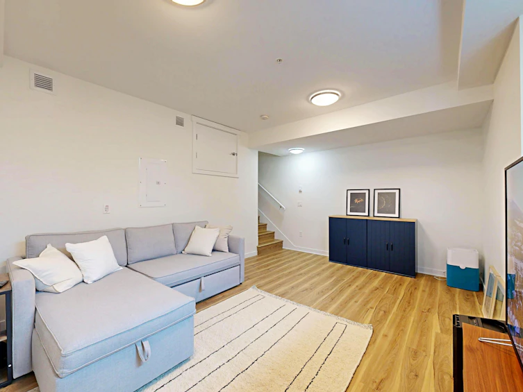 4527 Earles Street, Vancouver, BC, V5R 3R1 - 15