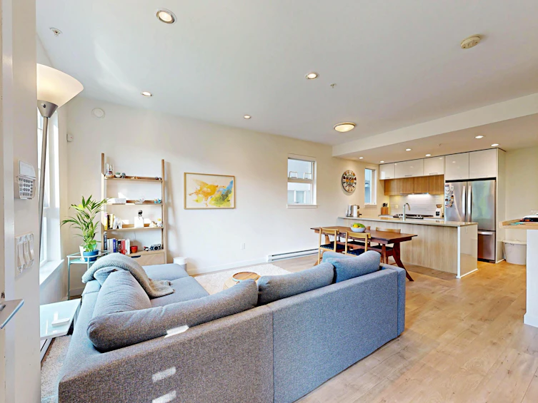 4527 Earles Street, Vancouver, BC, V5R 3R1 - 4