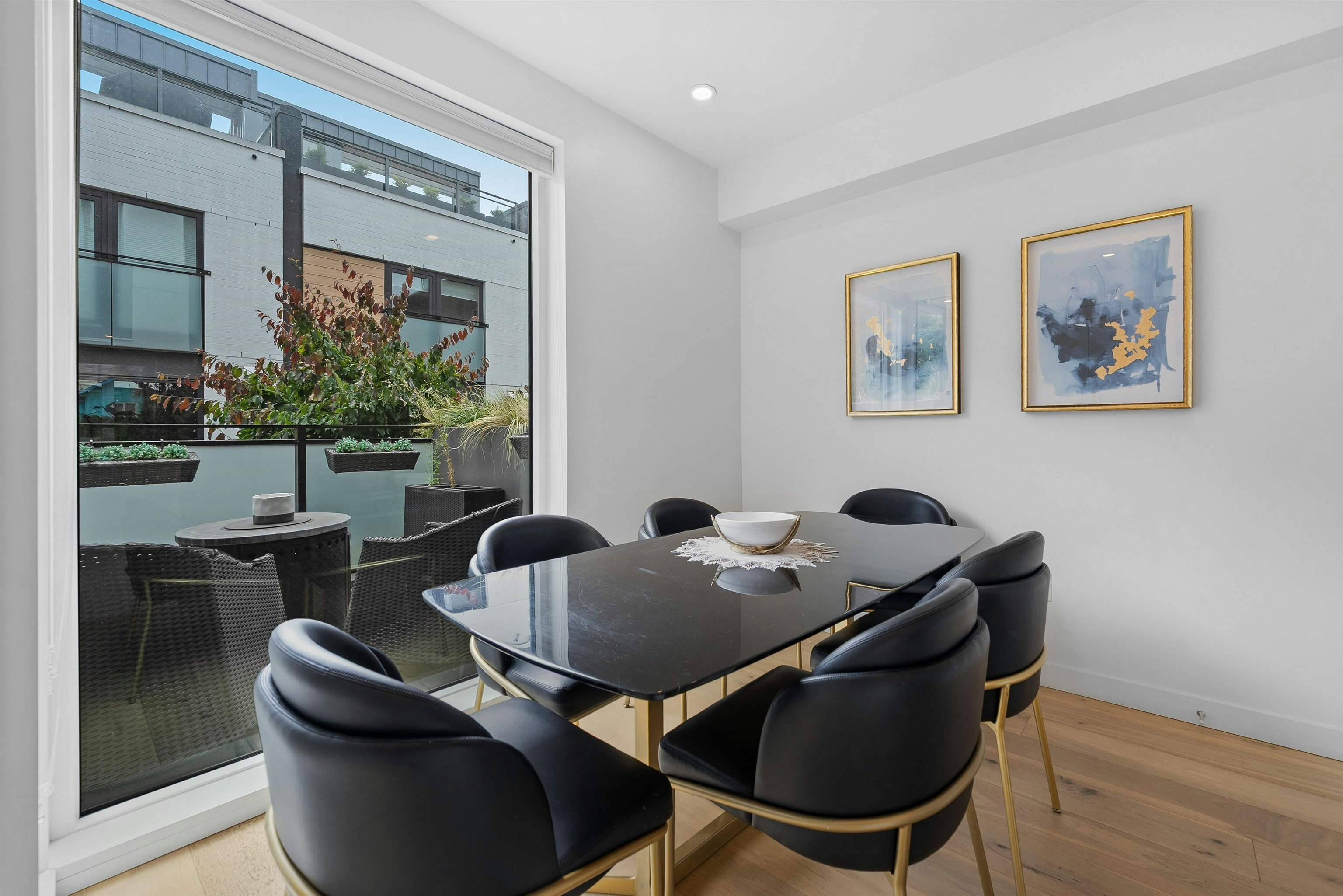 207-649 E 3 Street, North Vancouver, BC, V7L 1G6 - 14