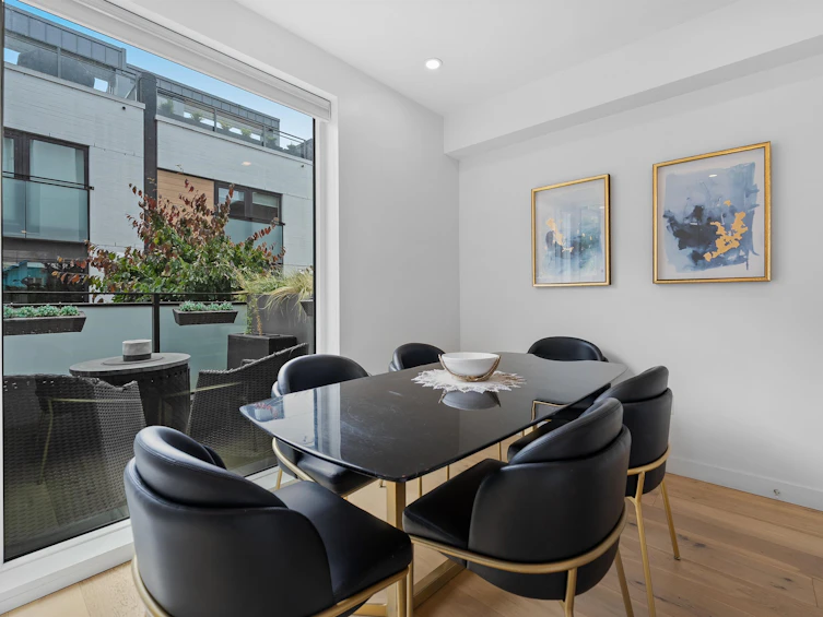 207-649 E 3 Street, North Vancouver, BC, V7L 1G6 - 14
