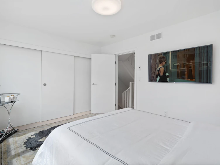 207-649 E 3 Street, North Vancouver, BC, V7L 1G6 - 18