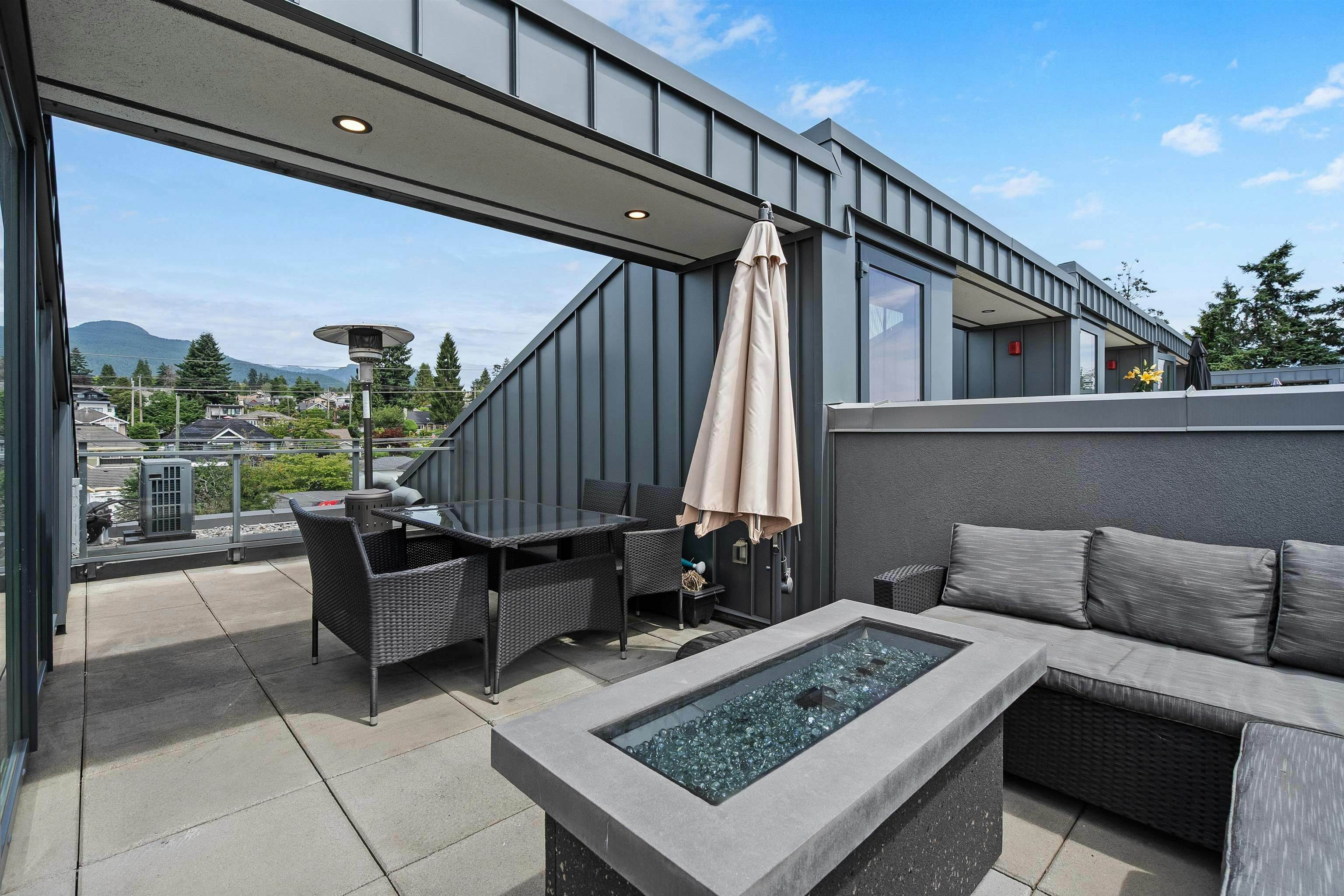 207-649 E 3 Street, North Vancouver, BC, V7L 1G6 - 32