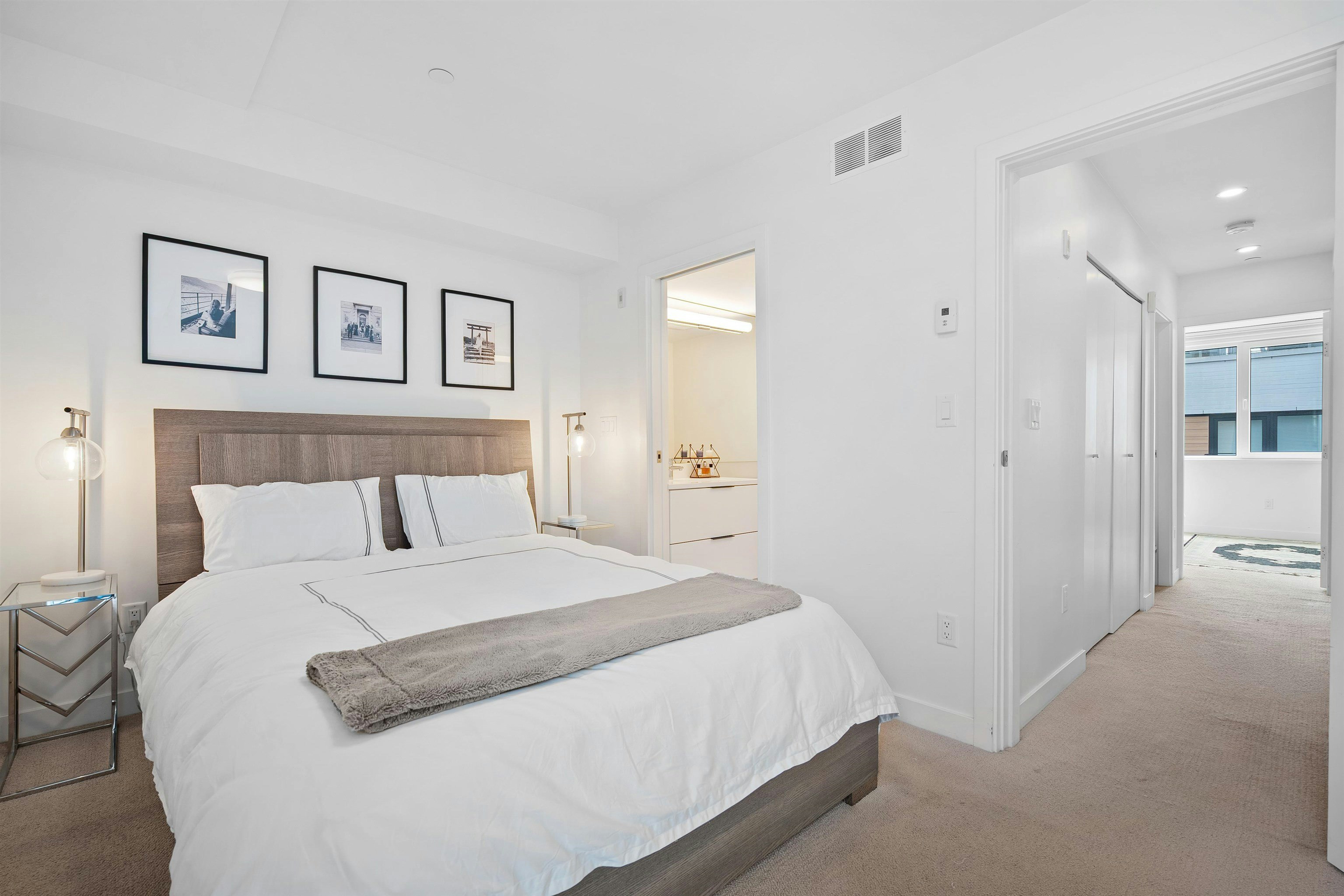 207-649 E 3 Street, North Vancouver, BC, V7L 1G6 - 23