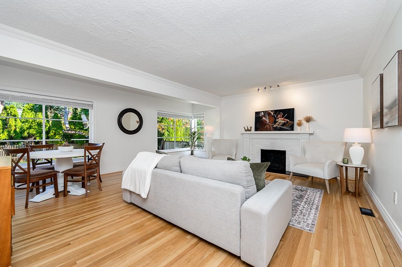 1258 Jefferson Avenue, West Vancouver, BC, V7T 2B1 - 6