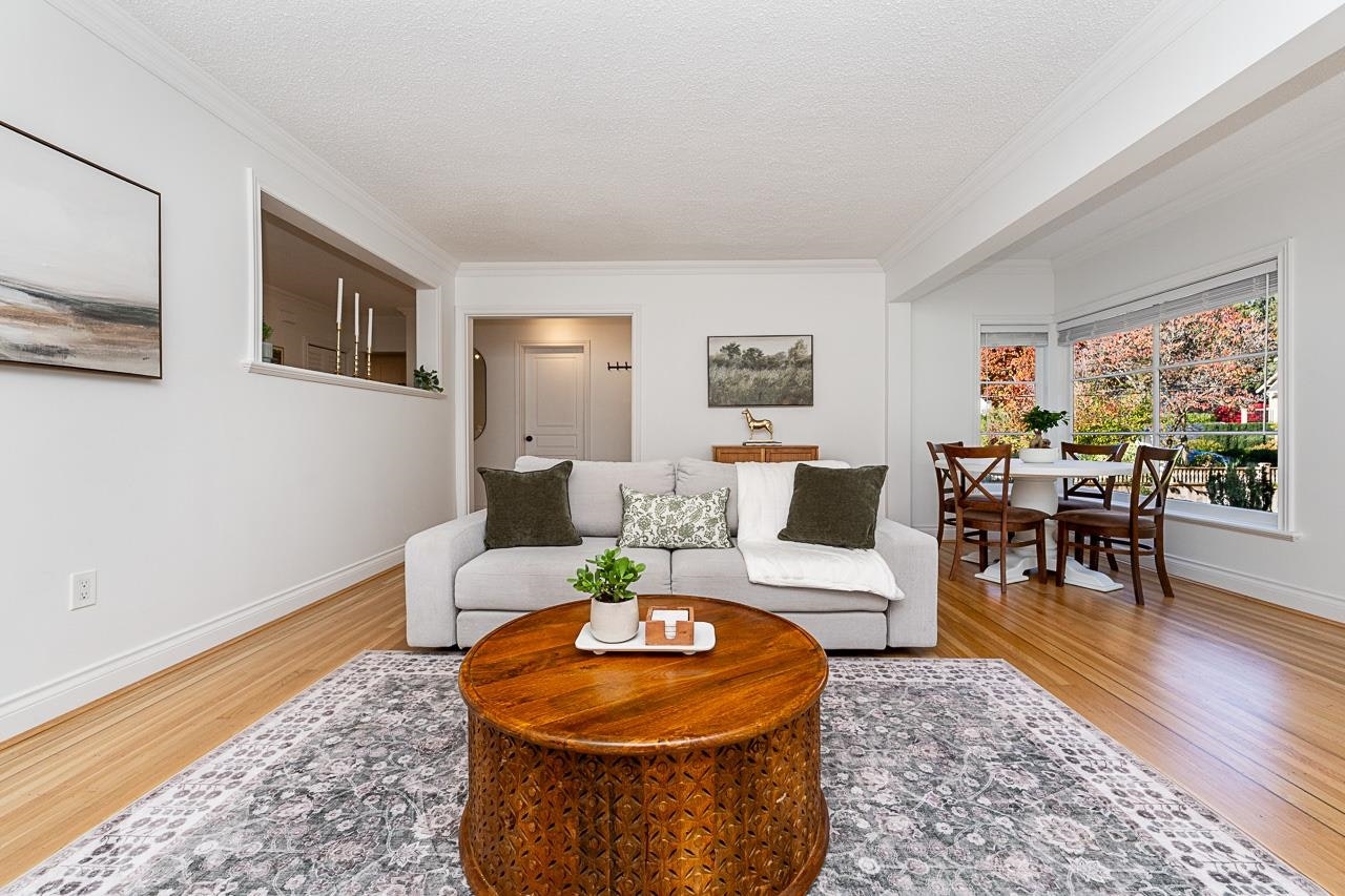 1258 Jefferson Avenue, West Vancouver, BC, V7T 2B1 - 8