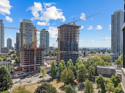 1504-6152 Kathleen Avenue - 5