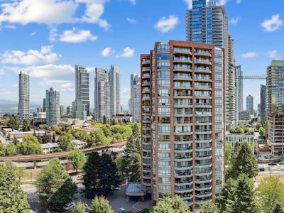 1504-6152 Kathleen Avenue - 4