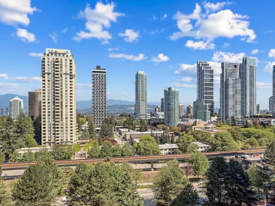 1504-6152 Kathleen Avenue - 3