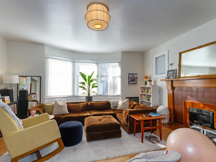 1925 Adanac Street, Vancouver, BC, V5L 2E5 - 9