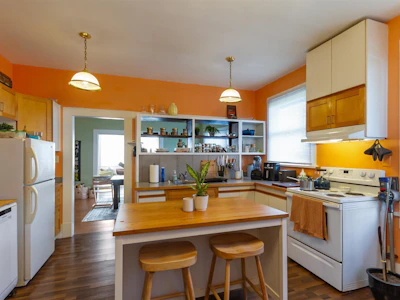 1925 Adanac Street - 3