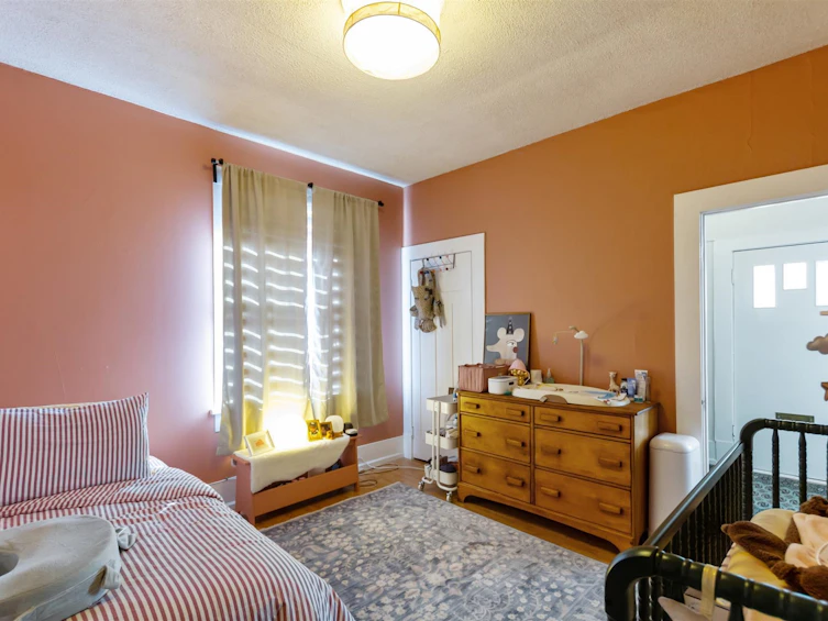 1925 Adanac Street, Vancouver, BC, V5L 2E5 - 11