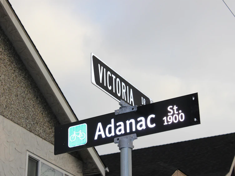 1925 Adanac Street, Vancouver, BC, V5L 2E5 - 29