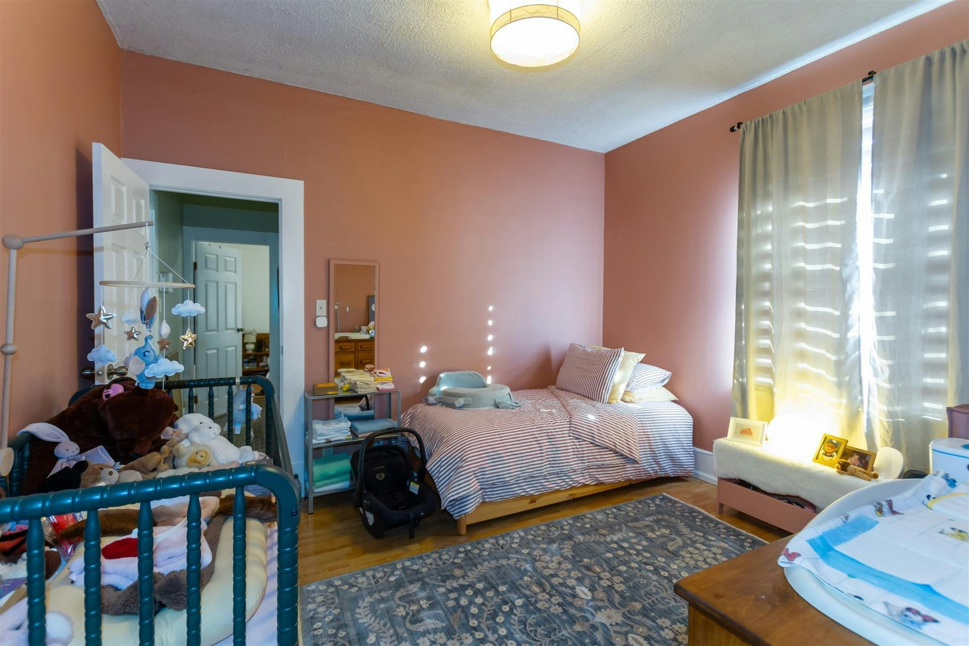 1925 Adanac Street, Vancouver, BC, V5L 2E5 - 12