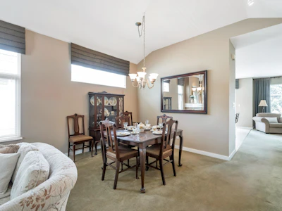 33-15188 62a Avenue - 4