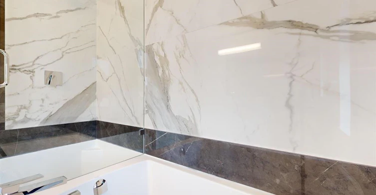 2731 Duke St, Vancouver, BC, V5R 4S8 - 27