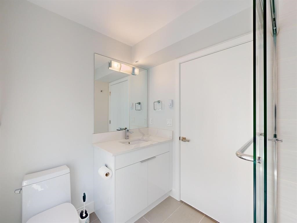 2731 Duke St, Vancouver, BC, V5R 4S8 - 17