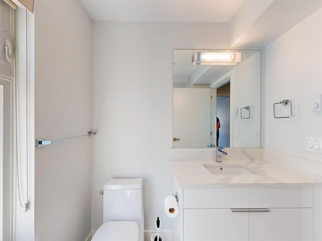 2731 Duke St, Vancouver, BC, V5R 4S8 - 28
