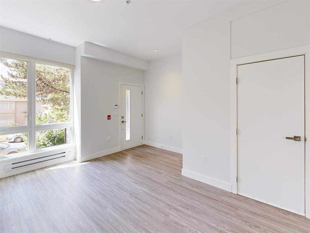 2731 Duke St, Vancouver, BC, V5R 4S8 - 26